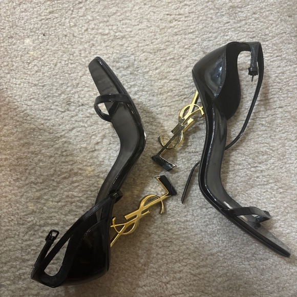 YSL heels - Picture 1 of 2